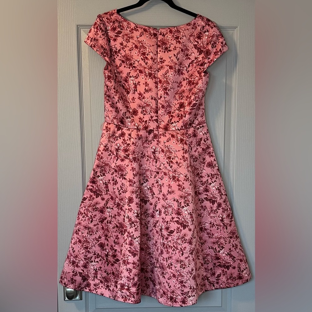 Gal Meets Glam Collection Elle Dress, Size 10 (missing belt) - Picture 5 of 8